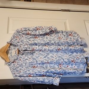 NWOT Melloday floral top size Medium